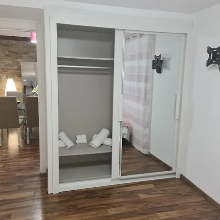 Casa Olga بيت للعطل أرونا